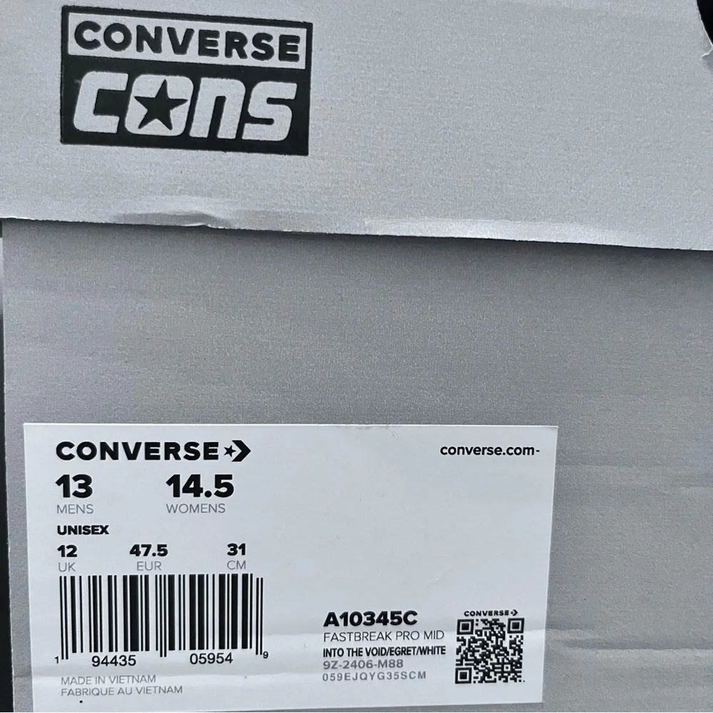 Converse Men's Navy Blue Sneakers - Picture 10 of 10